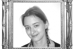 Michaela Denk spielt Uschi