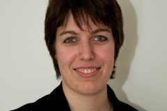 Iris Schramm spielt: Frau Dr. Daniela Berger, Psychiaterin