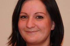 Birgit Regner spielt: Katharina Schwaiger, Gastwirtstochter