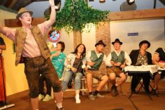 Gross-Schweinbarth-Theater-8